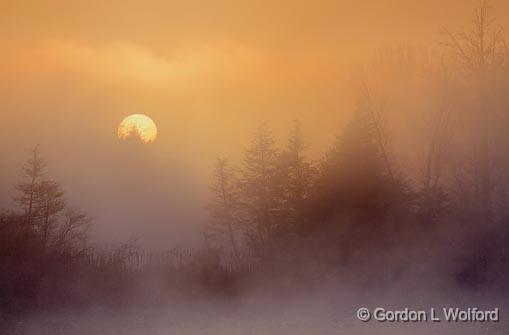 Foggy Sunrise_09276.jpg - Photographed along the Rideau Canal Waterway near Smiths Falls, Ontario, Canada.